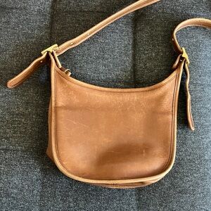Vintage 2000s COACH Camel Janice Legacy #9950 Crossbody Bag